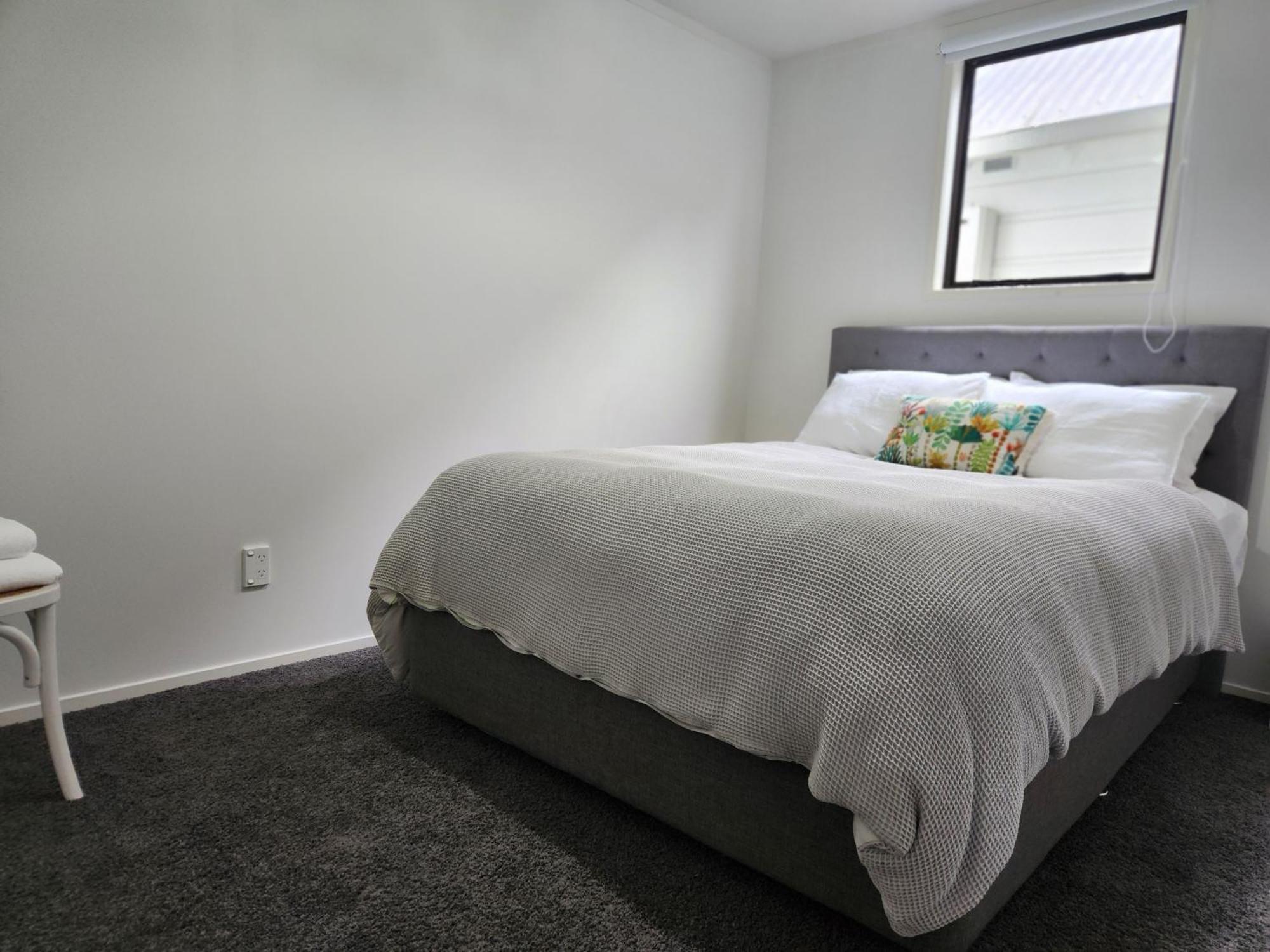 Cedar House Bed and Breakfast Gisborne Exteriör bild